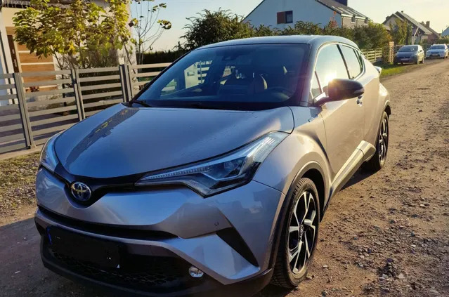 ożarów mazowiecki Toyota C-HR cena 91900 przebieg: 97000, rok produkcji 2018 z Ożarów Mazowiecki